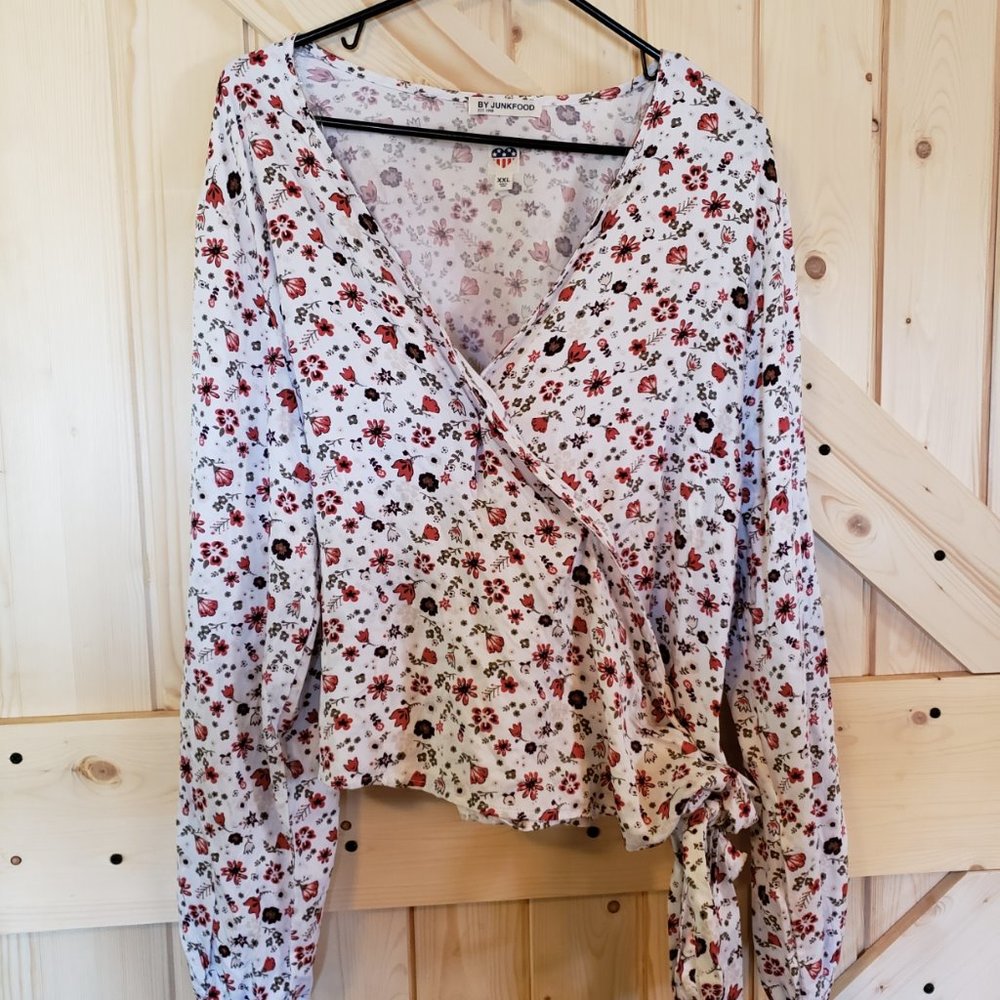 JUNK FOOD Floral Print Long Sleeve Wrap Top (XXL) - Picture 3 of 6